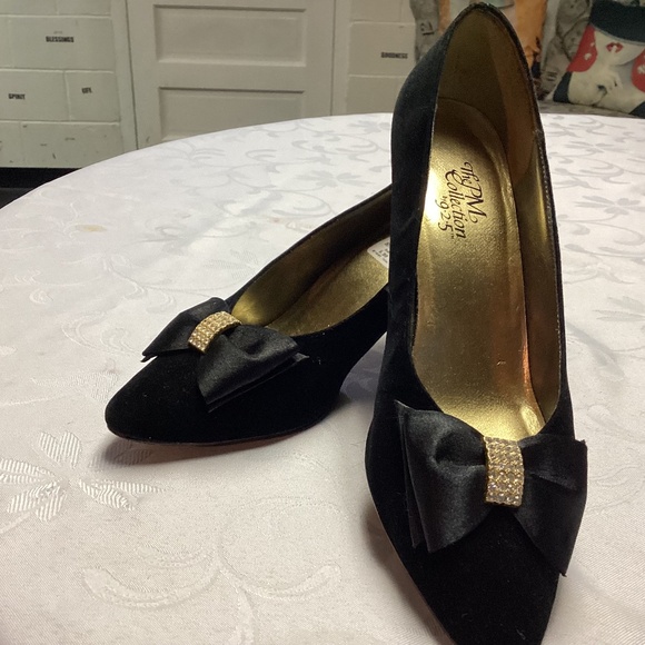 PM COLLECTION shoes heels size 9M black suede detailed - Picture 1 of 6